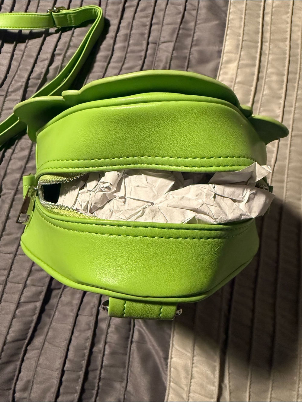 NWT Vixen by Micheline Pitt Novelty Ghostbusters Slimer Crossbody Bag - Picture 4 of 15